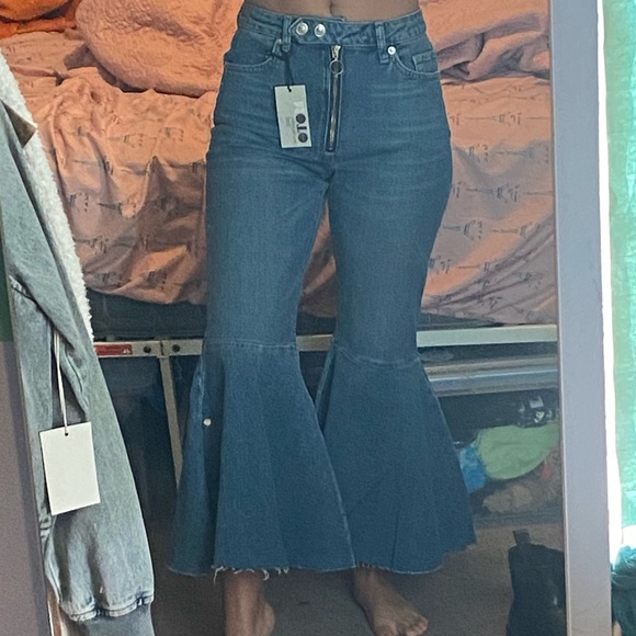 Topshop Moto Dree Trumpet Hem Cropped Jeans - Picture 13 of 13